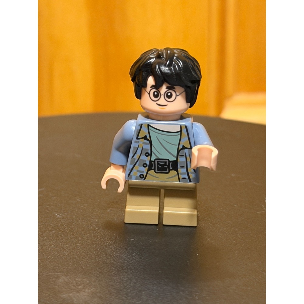 LEGO Harry Potter Minifigure Sand Blue Plaid Jacket hp316